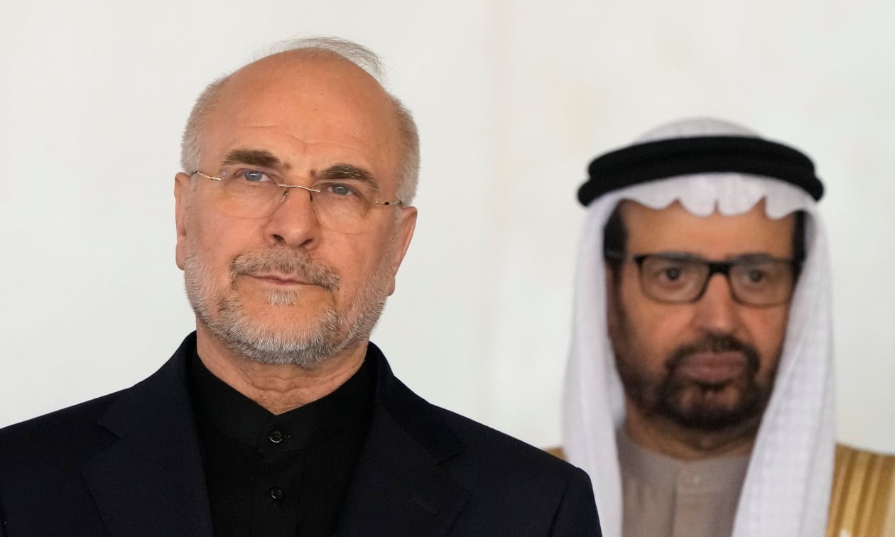 &Iota;&rho;ά&nu;: Έ&tau;&omicron;&iota;&mu;&omicron; &nu;&alpha; &rho;ί&xi;&epsilon;&iota; &laquo;&nu;έ&alpha; &chi;&alpha;&rho;&tau;&iota;ά &sigma;&tau;&omicron; &pi;&epsilon;&delta;ί&omicron; &tau;&eta;&sigmaf; &mu;ά&chi;&eta;&sigmaf;&raquo; &alpha;&nu; &xi;&alpha;&nu;&alpha;&rho;&chi;ί&sigma;&epsilon;&iota; &omicron; &pi;ό&lambda;&epsilon;&mu;&omicron;&sigmaf;