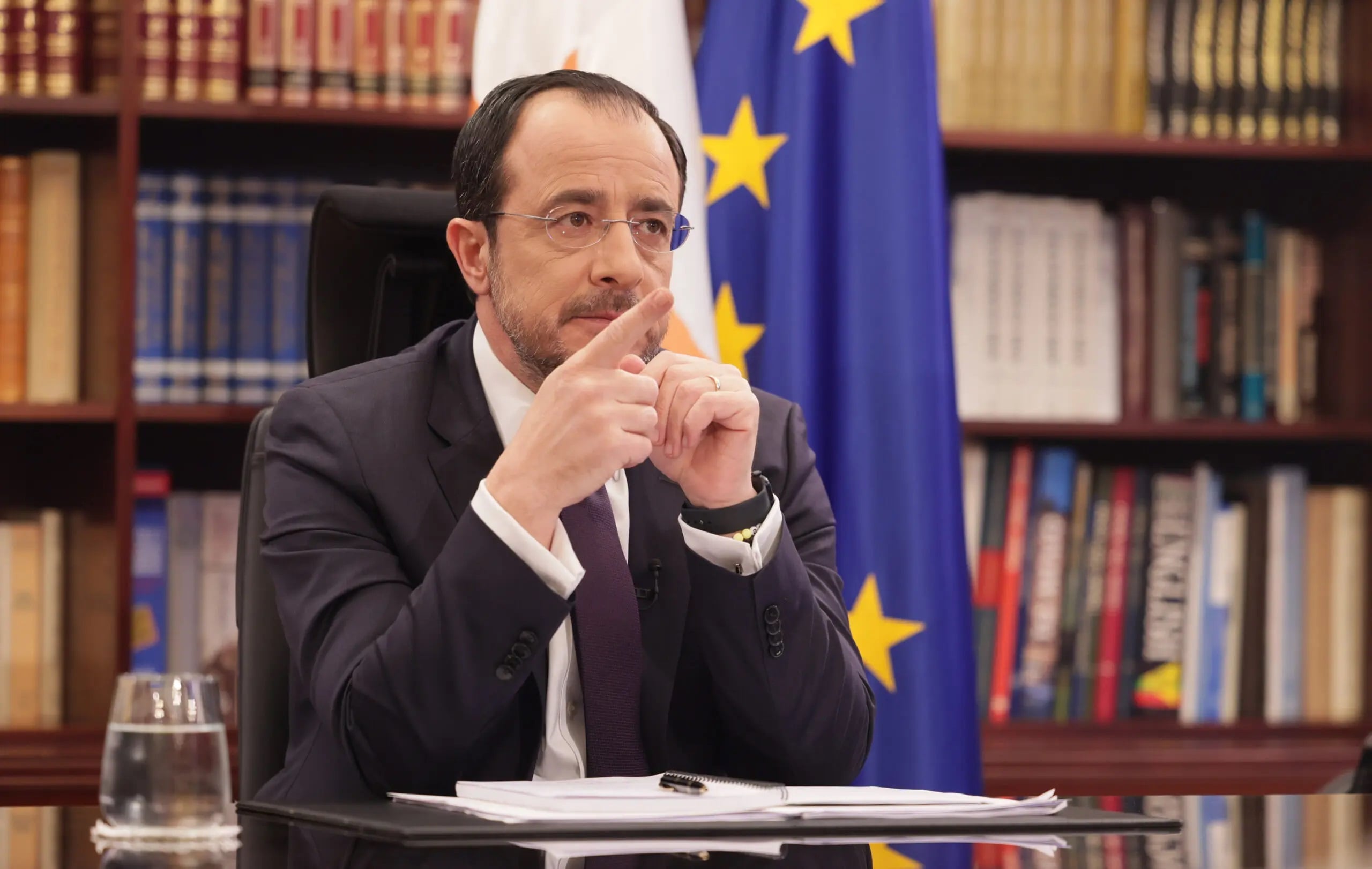 ΠτΔ: Συζητά Κυπριακό και παραβιάσεις στη νεκρή ζώνη με Λακρουά