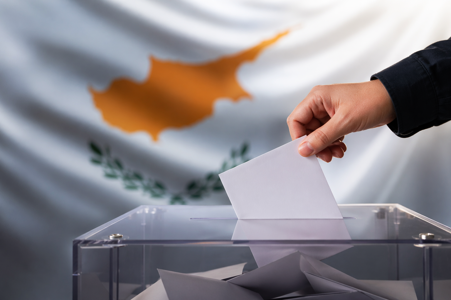 &Alpha;&nu;ά&lambda;&upsilon;&sigma;&eta;: &Epsilon;&kappa;&lambda;&omicron;&gamma;έ&sigmaf; &laquo;&sigma;&tau;&alpha;&upsilon;&rho;&omicron;&delta;&rho;ό&mu;&iota;&raquo; &mu;&epsilon; &alpha;&nu;&alpha;&tau;&rho;&omicron;&pi;έ&sigmaf; &kappa;&alpha;&iota; &kappa;&alpha;&tau;&alpha;&kappa;&epsilon;&rho;&mu;&alpha;&tau;&iota;&sigma;&mu;ό &sigma;&tau;&eta; &Beta;&omicron;&upsilon;&lambda;ή