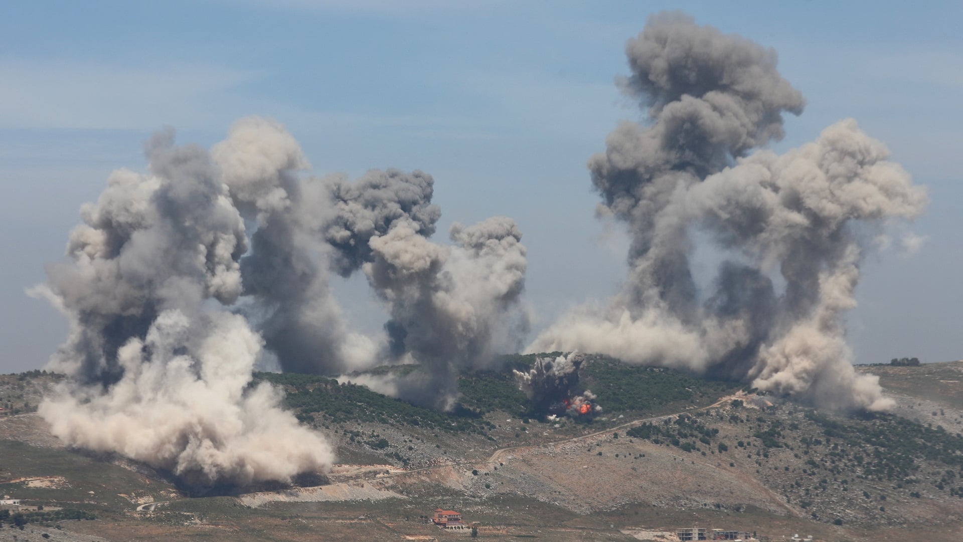 &Lambda;ί&beta;&alpha;&nu;&omicron;&sigmaf;: 2.454 &nu;&epsilon;&kappa;&rho;&omicron;ί &epsilon;&xi;&alpha;&iota;&tau;ί&alpha;&sigmaf; &iota;&sigma;&rho;&alpha;&eta;&lambda;&iota;&nu;ώ&nu; &pi;&lambda;&eta;&gamma;&mu;ά&tau;&omega;&nu; &alpha;&pi;ό &tau;&eta;&nu; &alpha;&rho;&chi;ή &tau;&omicron;&upsilon; &pi;&omicron;&lambda;έ&mu;&omicron;&upsilon;