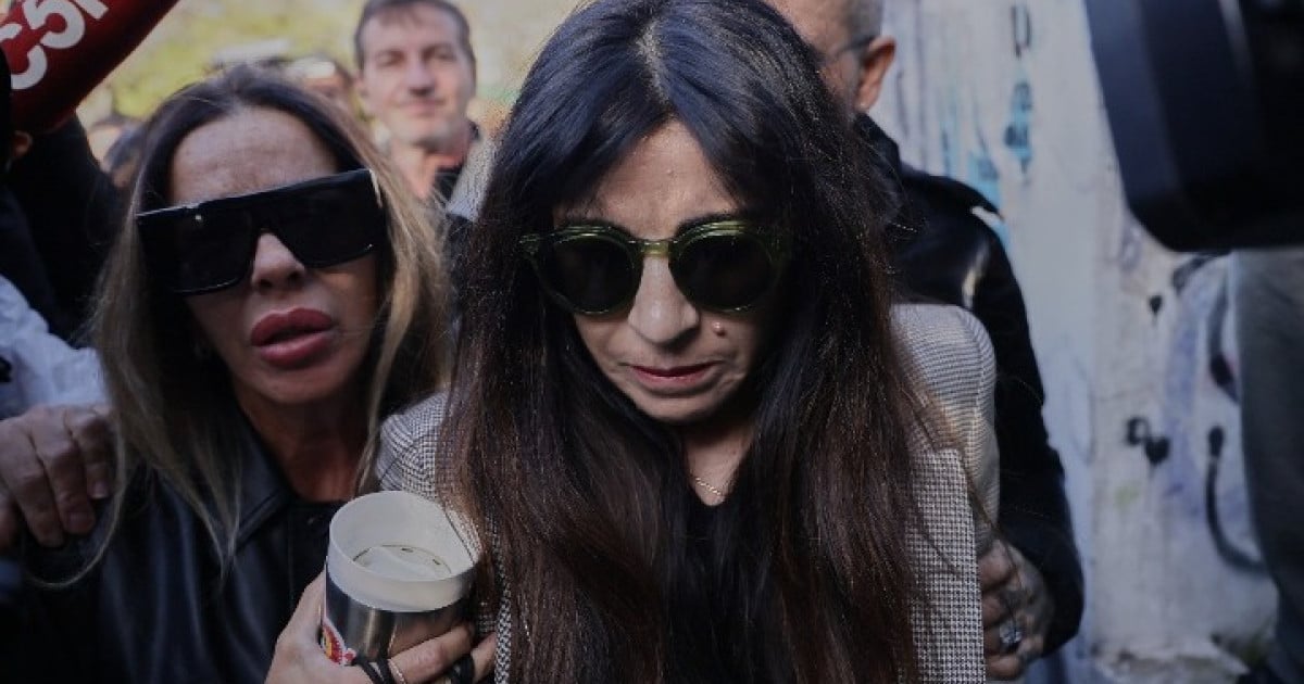 &Delta;ί&kappa;&eta; &Mu;&alpha;&rho;&alpha;&nu;&tau;ό&nu;&alpha;: &Eta; &kappa;ό&rho;&eta; &tau;&omicron;&upsilon; &Tau;&zeta;&iota;&alpha;&nu;ί&nu;&alpha;, &kappa;&alpha;&tau;ή&gamma;&gamma;&epsilon;&iota;&lambda;&epsilon; &laquo;&chi;&epsilon;&iota;&rho;&alpha;&gamma;ώ&gamma;&eta;&sigma;&eta;&raquo; &alpha;&pi;ό &gamma;&iota;&alpha;&tau;&rho;&omicron;ύ&sigmaf;