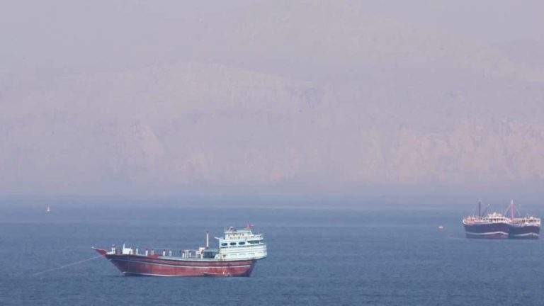 &Lambda;&omicron;&nu;&delta;ί&nu;&omicron;: &Sigma;&upsilon;&nu;&omicron;&mu;&iota;&lambda;ί&epsilon;&sigmaf; &gamma;&iota;&alpha; &pi;&omicron;&lambda;&upsilon;&epsilon;&theta;&nu;&iota;&kappa;ή &alpha;&pi;&omicron;&sigma;&tau;&omicron;&lambda;ή &alpha;&sigma;&phi;&alpha;&lambda;&epsilon;ί&alpha;&sigmaf; &sigma;&tau;&alpha; &Sigma;&tau;&epsilon;&nu;ά &tau;&omicron;&upsilon; &Omicron;&rho;&mu;&omicron;ύ&zeta;