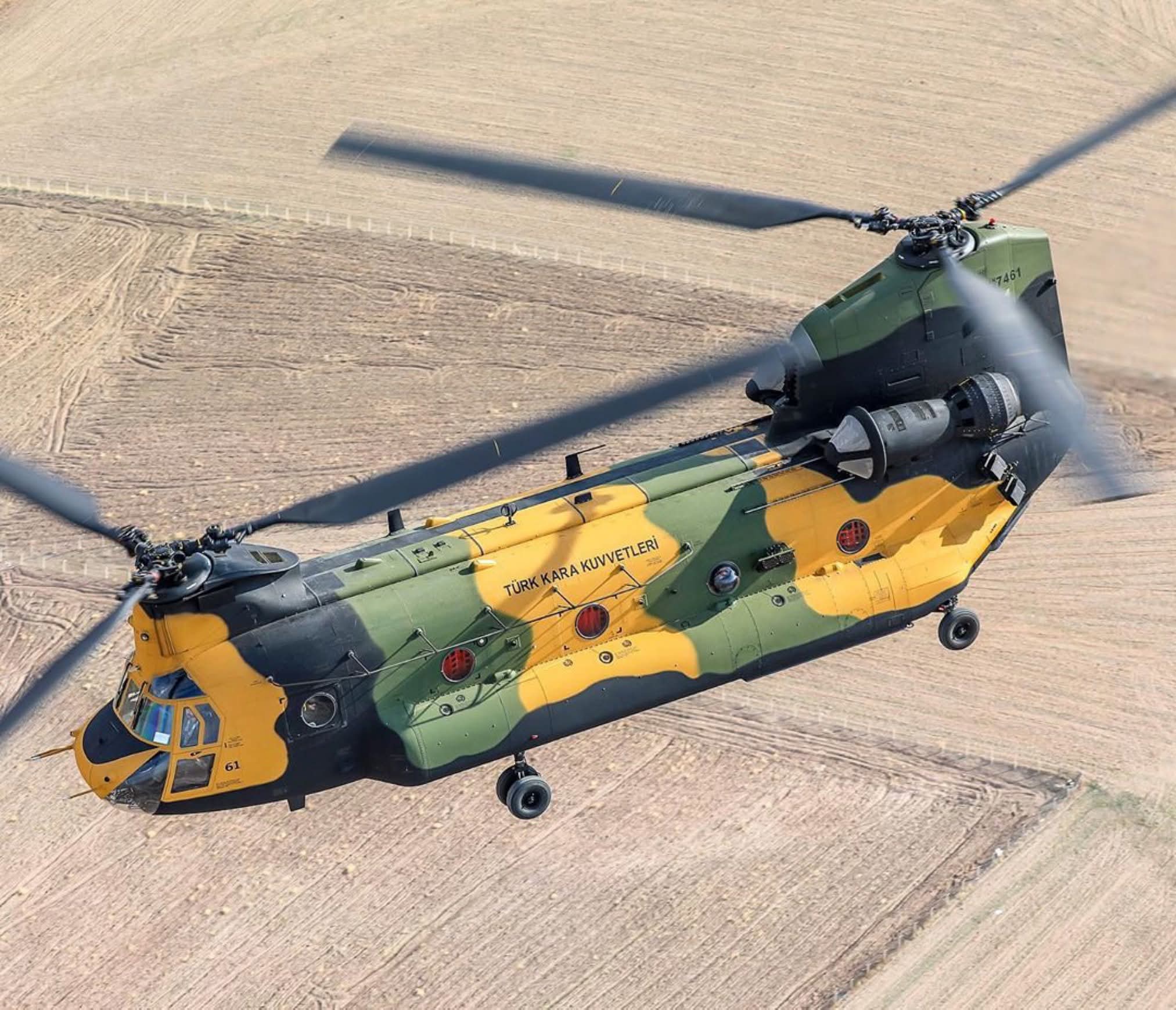 Πτώση στρατιωτικού ελικοπτέρου CH-47 στην Άγκυρα - Δεν υπήρξαν νεκροί (ΒΙΝΤΕΟ)