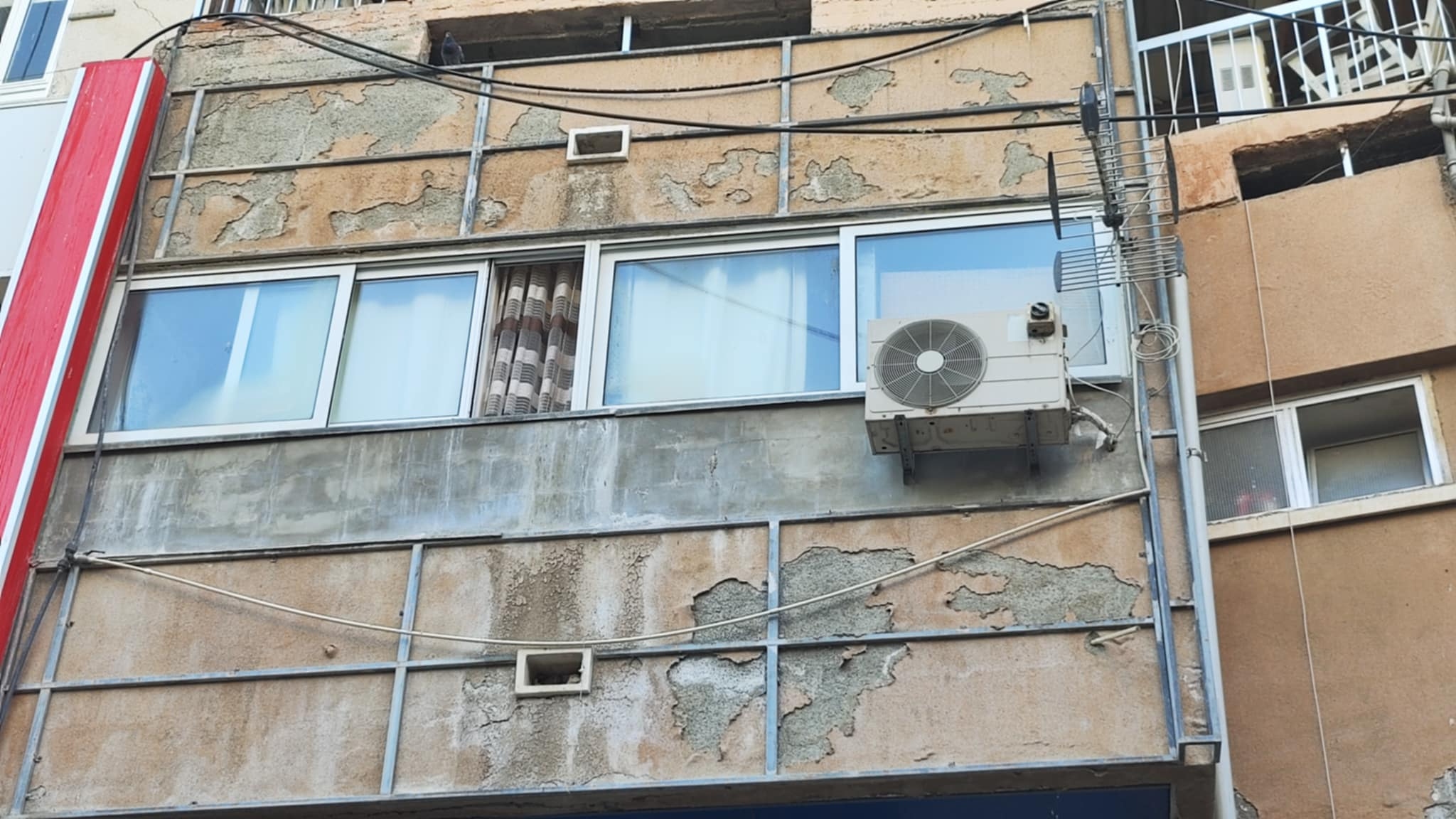 &Epsilon;&Omicron;&Alpha; &Lambda;ά&rho;&nu;&alpha;&kappa;&alpha;&sigmaf;: &Mu;έ&tau;&rho;&alpha; &gamma;&iota;&alpha; έ&lambda;&epsilon;&gamma;&chi;&omicron; &kappa;&alpha;&iota; &alpha;&nu;&tau;&iota;&mu;&epsilon;&tau;ώ&pi;&iota;&sigma;&eta; &epsilon;&pi;&iota;&kappa;ί&nu;&delta;&upsilon;&nu;&omega;&nu; &omicron;&iota;&kappa;&omicron;&delta;&omicron;&mu;ώ&nu;