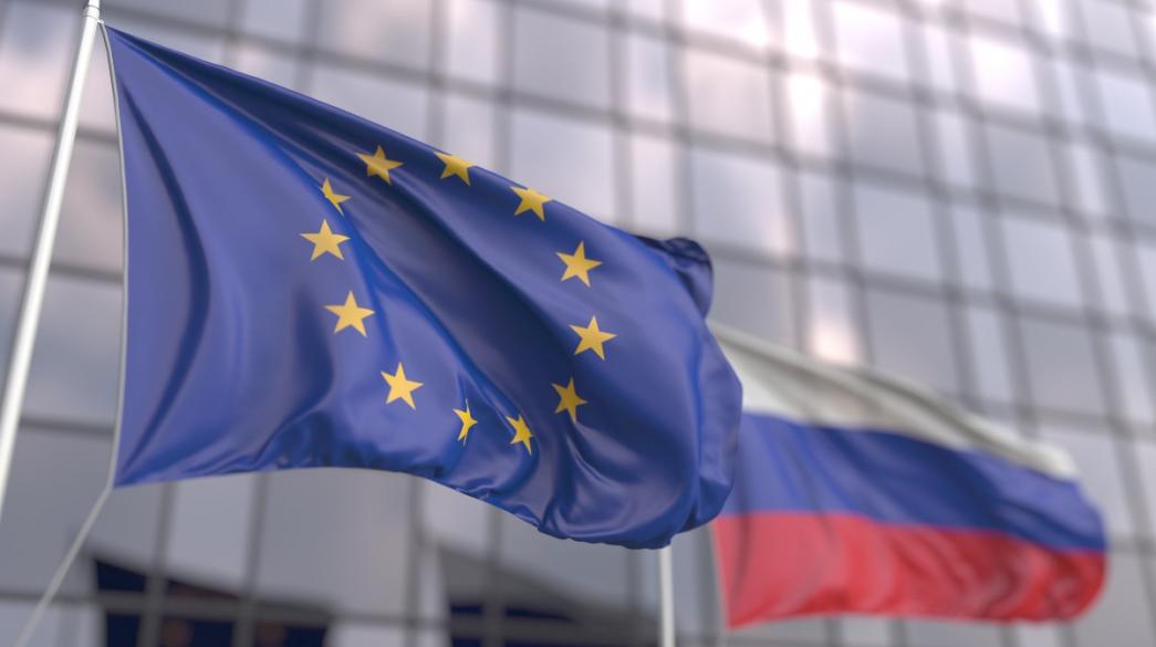 &Epsilon;&Epsilon;: &Nu;έ&omicron; &delta;ά&nu;&epsilon;&iota;&omicron; 90 &delta;&iota;&sigma;. &epsilon;&upsilon;&rho;ώ &sigma;&tau;&eta;&nu; &Omicron;&upsilon;&kappa;&rho;&alpha;&nu;ί&alpha; &kappa;&alpha;&iota; 20ό &pi;&alpha;&kappa;έ&tau;&omicron; &kappa;&upsilon;&rho;ώ&sigma;&epsilon;&omega;&nu; &sigma;&epsilon; &Rho;&omega;&sigma;ί&alpha;