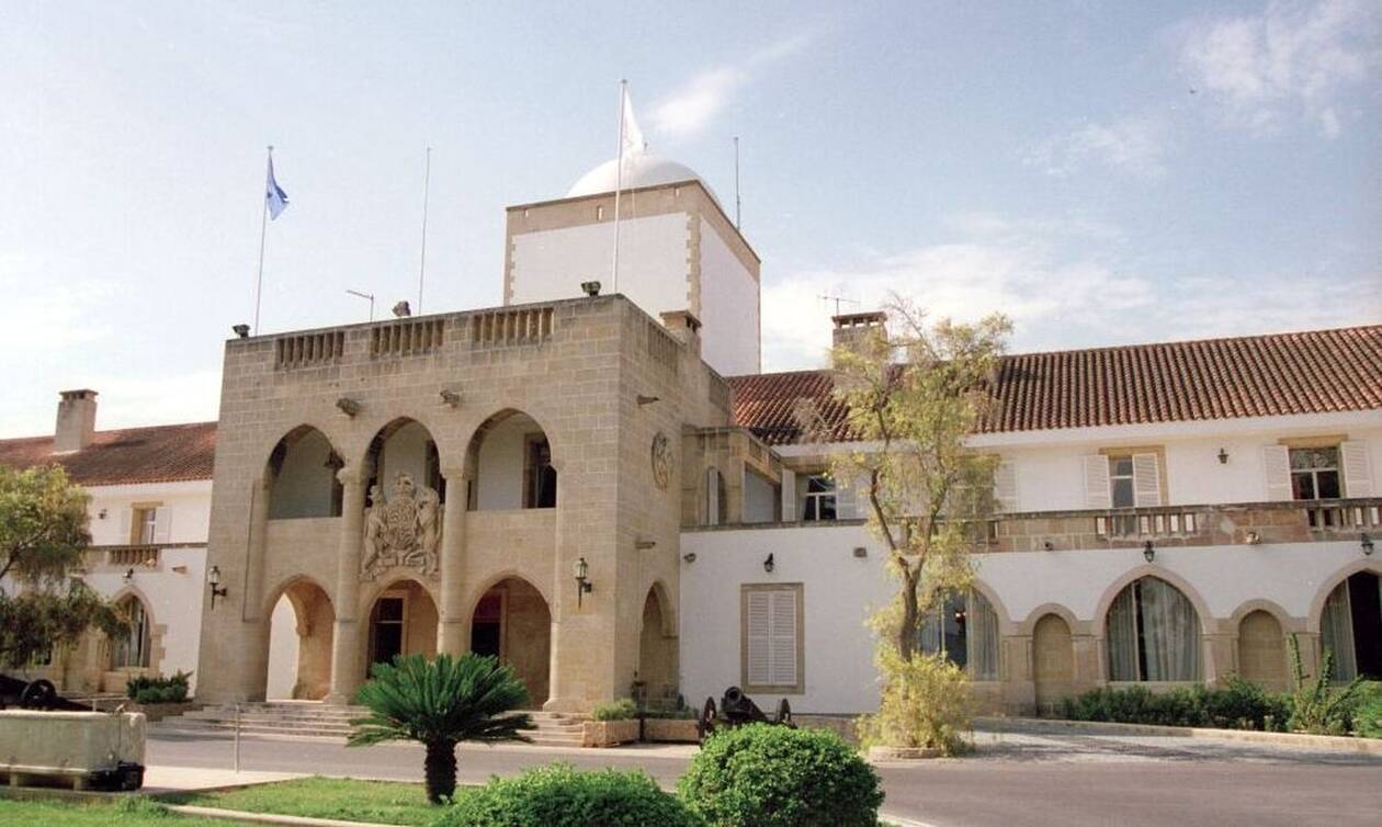 &Sigma;&tau;&omicron; &Pi;&rho;&omicron;&epsilon;&delta;&rho;&iota;&kappa;ό &omicron; &Pi;&rho;ό&epsilon;&delta;&rho;&omicron;&sigmaf; &Lambda;&iota;&theta;&omicron;&upsilon;&alpha;&nu;ί&alpha;&sigmaf; - &Kappa;&alpha;&tau;' &iota;&delta;&#