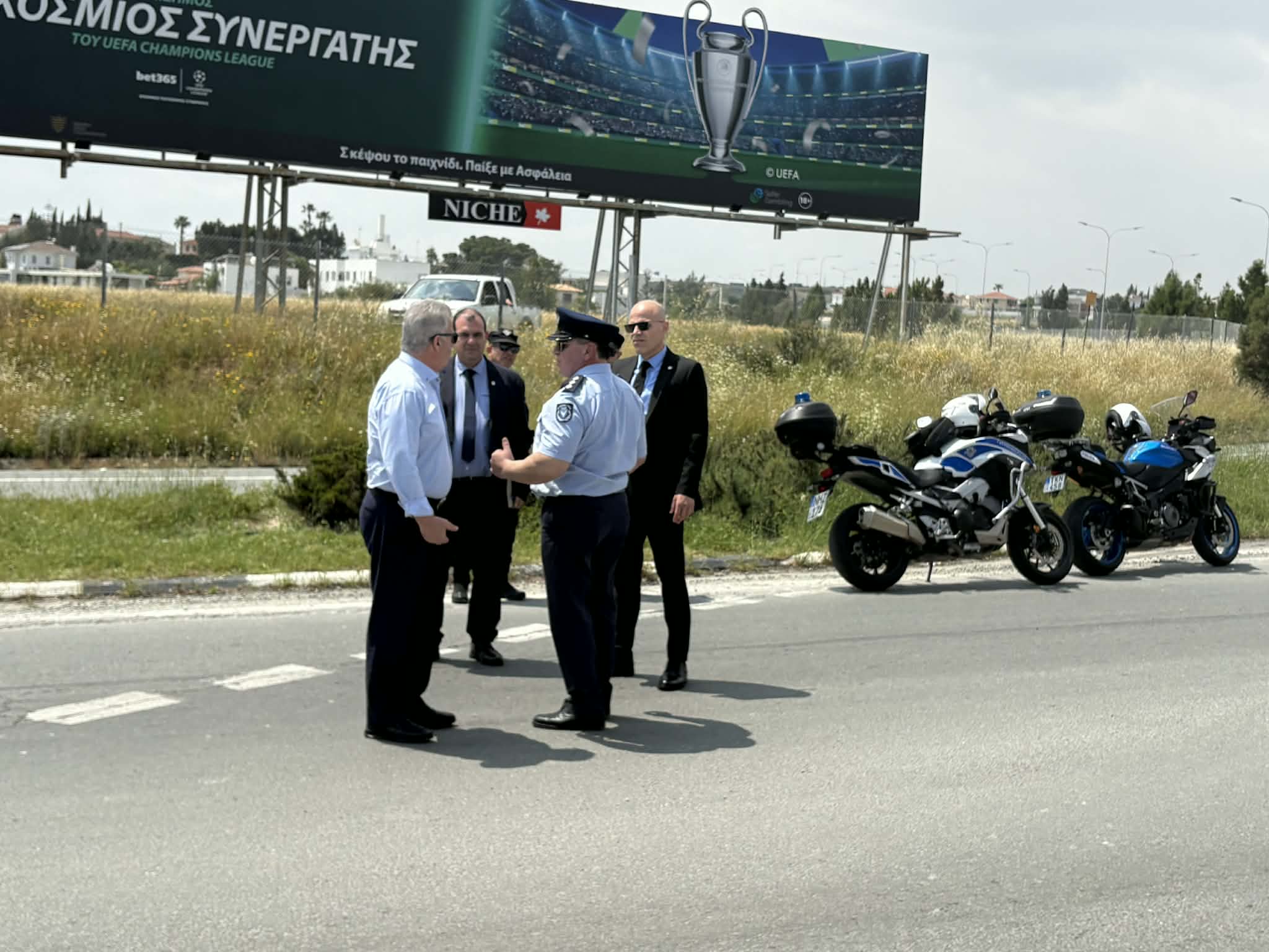 Έ&nu;&tau;&alpha;&sigma;&eta; &sigma;&tau;&eta; &Rho;&iota;&zeta;&omicron;&epsilon;&lambda;&iota;ά - &Sigma;&tau;&omicron; &sigma;&eta;&mu;&epsilon;ί&omicron; &tau;&eta;&sigmaf; &delta;&iota;&alpha;&mu;&alpha;&rho;&tau;&upsilon;&rho;ί&alpha;&sigmaf; &omicron; &Upsilon;&pi;. &Delta;&iota;&kappa;&alpha;&iota;&omicron;&sigma;ύ&nu;&eta;&sigmaf;