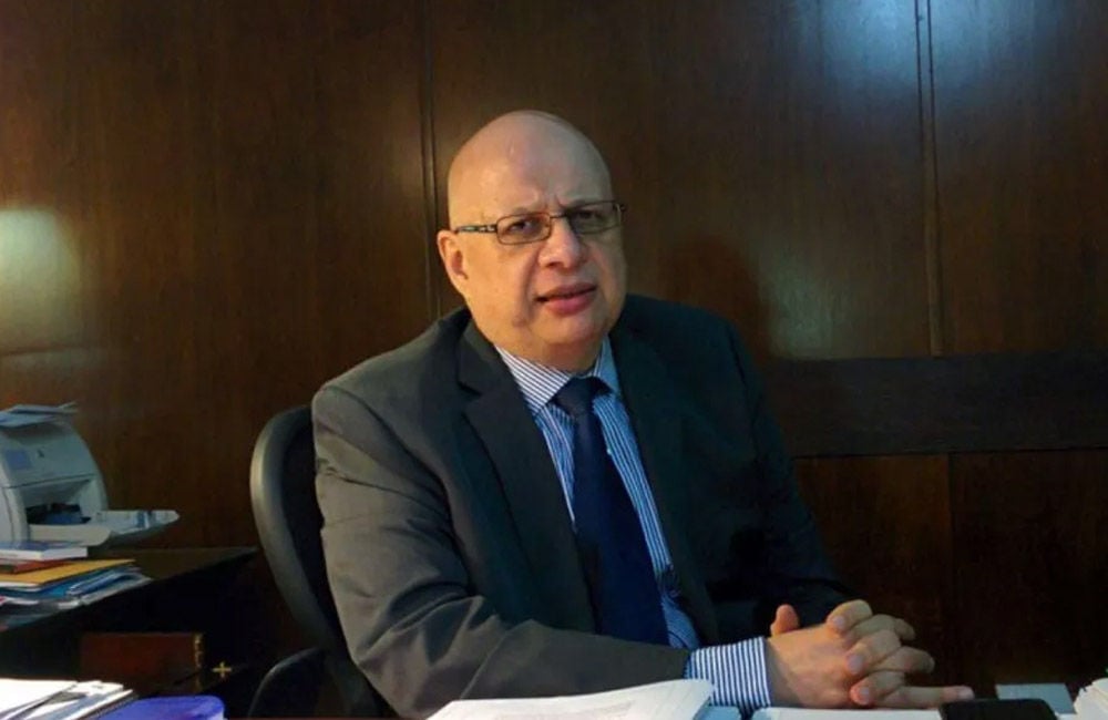 &Nu;&iota;&kappa;ό&lambda;&alpha;&sigmaf; &Alpha;&iota;&mu;&iota;&lambda;ί&omicron;&upsilon;: &Sigma;&upsilon;&mu;&beta;&alpha;&tau;ό &kappa;&alpha;&tau;' &alpha;&rho;&chi;ή&nu; &mu;&epsilon; &delta;ί&kappa;&alpha;&iota;&omicron;