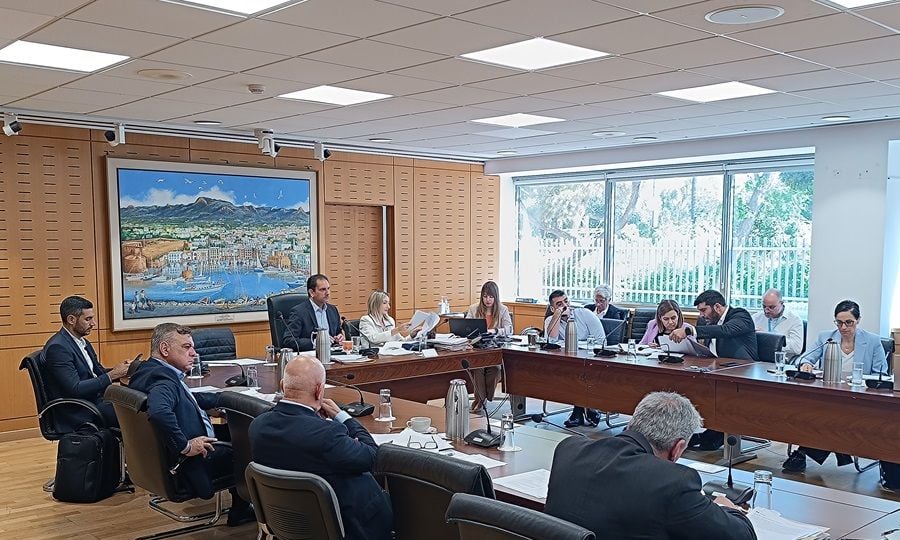 &Epsilon;&pi;. &Epsilon;&sigma;&omega;&tau;&epsilon;&rho;&iota;&kappa;ώ&nu;: &Sigma;&upsilon;&zeta;ή&tau;&eta;&sigma;&epsilon; &tau;&eta;&nu; &alpha;&nu;&alpha;&pi;&omicron;&mu;&pi;ή &Pi;&tau;&Delta; &tau;&omicron;&upsilon; &nu;ό&mu;&omicron;&upsilon; &gamma;&iota;&alpha; &delta;&iota;ά&theta;&epsilon;&sigma;&eta; &kappa;&rho;&alpha;&tau;&iota;&kappa;ή&sigmaf; &gamma;&eta;&sigmaf;