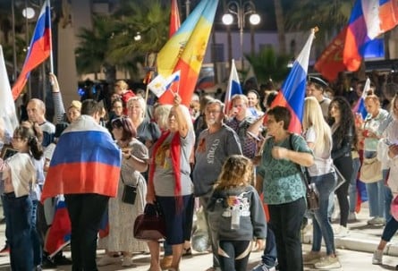 &Kappa;&alpha;&tau;&alpha;&gamma;&gamma;&epsilon;&lambda;ί&alpha; &Omicron;&upsilon;&kappa;&rho;&alpha;&nu;ί&alpha;&sigmaf;: &laquo;&Sigma;&kappa;&eta;&nu;&omicron;&theta;&epsilon;&tau;&eta;&mu;έ&nu;&epsilon;&sigmaf; &phi;&iota;&lambda;&omicron;&rho;&omega;&sigma;&iota;&kappa;έ&sigmaf; &delta;&iota;&alpha;&mu;&alpha;&rho;&tau;&upsilon;&rho;ί&epsilon;&sigmaf; &sigma;&tau;&eta;&nu; &Kappa;ύ&pi;&rho;&omicron;&raquo;