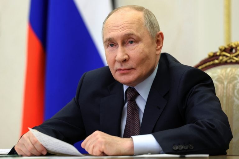 Η Ρωσία καταγγέλλει τις νέες κυρώσεις της ΕΕ