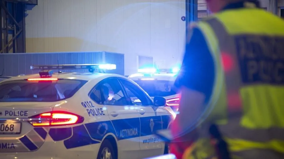 &Epsilon;&lambda;έ&gamma;&chi;&omicron;&iota; &Alpha;&sigma;&tau;&upsilon;&nu;&omicron;&mu;ί&alpha;&sigmaf;: &Chi;&epsilon;&iota;&rho;&omicron;&pi;έ&delta;&epsilon;&sigmaf; &sigma;&epsilon; έ&xi;&iota; &pi;&rho;ό&sigma;&omega;&pi;&alpha; - &Epsilon;&pi;&iota;&tau;έ&theta;&eta;&kappa;&alpha;&nu; &kappa;&alpha;&iota; &sigma;&epsilon; &alpha;&sigma;&tau;&upsilon;&nu;&omicron;&mu;&iota;&kappa;ό