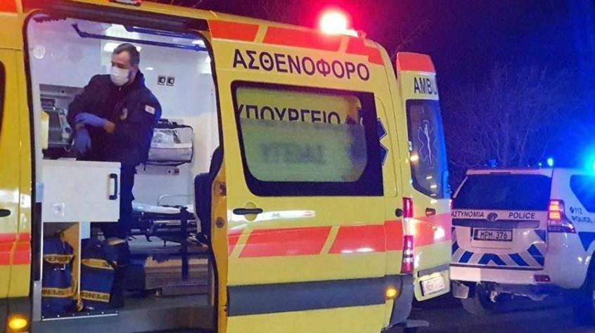 Μοτοσικλέτα συγκρούστηκε με όχημα στη Λεμεσό - Δύο τραυματίες, ο ένας σοβαρά