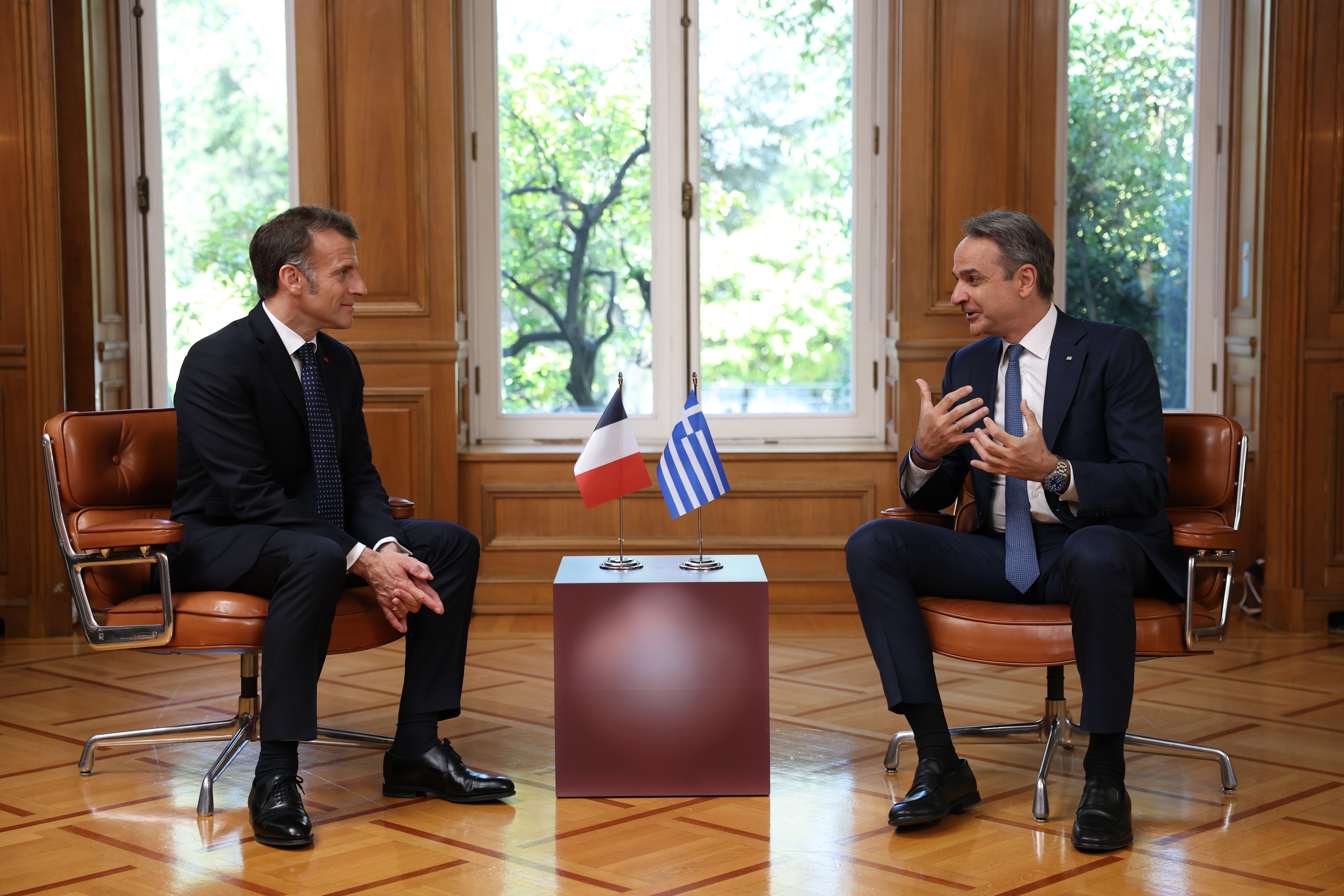 &Omicron; &tau;&omicron;&upsilon;&rho;&kappa;&iota;&kappa;ό&sigmaf; &Tau;ύ&pi;&omicron;&sigmaf; &beta;&lambda;έ&pi;&epsilon;&iota; &laquo;&phi;&theta;&eta;&nu;&omicron;ύ&sigmaf; &eta;&rho;&omega;&iota;&sigma;&mu;&omicron;ύ&sigmaf;&raquo; &tau;&omicron;&upsilon; &Mu;&alpha;&kappa;&rho;ό&nu; &sigma;&tau;&eta;&nu; &Alpha;&theta;ή&nu;&alpha;