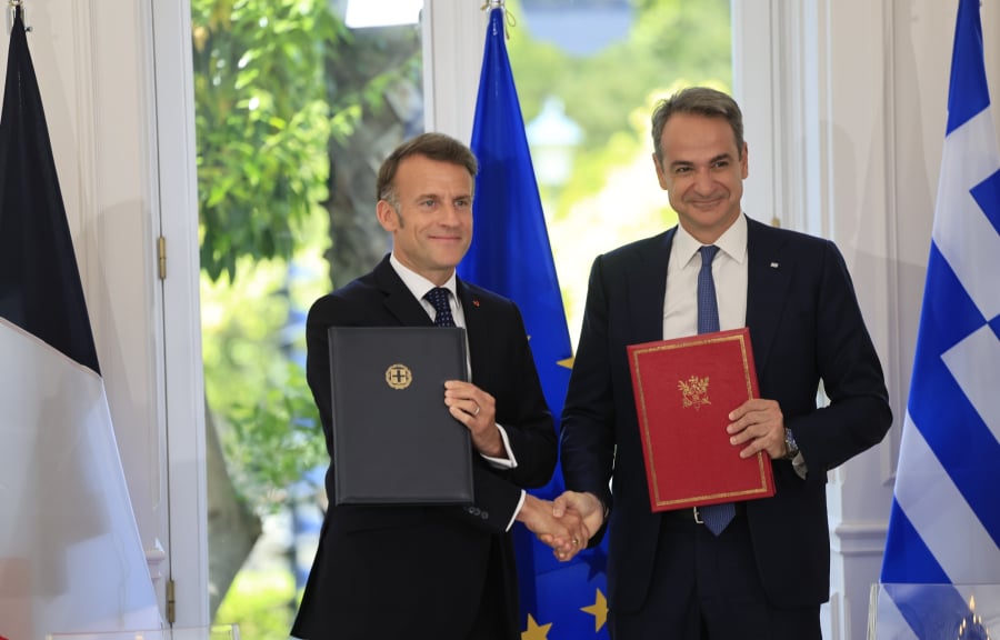 Οι 9 συμφωνίες Ελλαδας-Γαλλίας που υπεγράφησαν στο Μέγαρο Μαξίμου