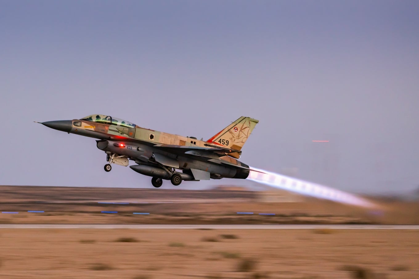 Ο ισραηλινός στρατός ξεκίνησε τις επιθέσεις κατά στόχων στον νότιο Λίβανο