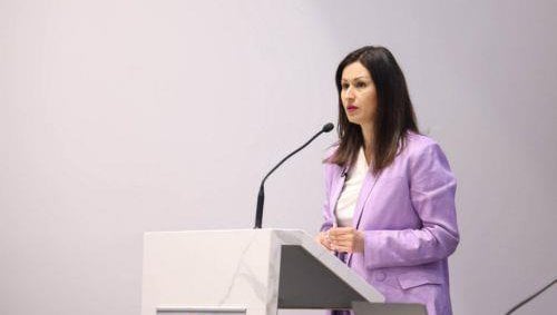 &Pi;&alpha;&nu;&alpha;&gamma;&iota;ώ&tau;&omicron;&upsilon;: &Omicron;&iota; &alpha;&gamma;&rho;ό&tau;&epsilon;&sigmaf; &chi;&rho;&epsilon;&iota;ά&zeta;&omicron;&nu;&tau;&alpha;&iota; &alpha;&xi;&iota;&omicron;&pi;&rho;έ&pi;&epsilon;&iota;&alpha; &kappa;&alpha;&iota; &sigma;&tau;&omicron;&chi;&epsilon;&upsilon;&mu;έ&nu;&eta; &sigma;&tau;ή&rho;&iota;&xi;&eta;