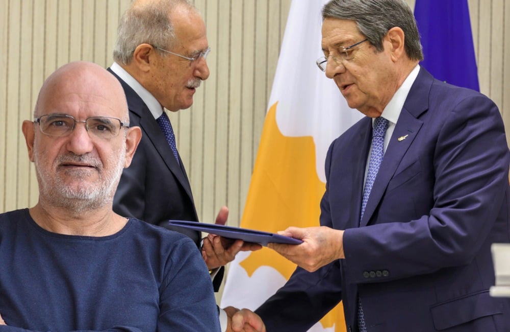&Pi;&upsilon;&rho;ά &Delta;&rho;&omicron;&upsilon;&sigma;&iota;ώ&tau;&eta; &gamma;&iota;&alpha; &Kappa;&omicron;ύ&sigma;&iota;&omicron;: &laquo;&Pi;&epsilon;&rho;ί&epsilon;&rho;&gamma;&omicron;&sigmaf; &omicron; &delta;&iota;&omicron;&rho;ί&sigma;&mu;&omicron;&sigmaf; &tau;&omicron;&upsilon; &omega;&sigmaf; &Kappa;&Epsilon; - &Delta;&epsilon;&nu; &epsilon;&upsilon;&delta;&omicron;&kappa;ή&mu;&eta;&sigma;&epsilon;&raquo;