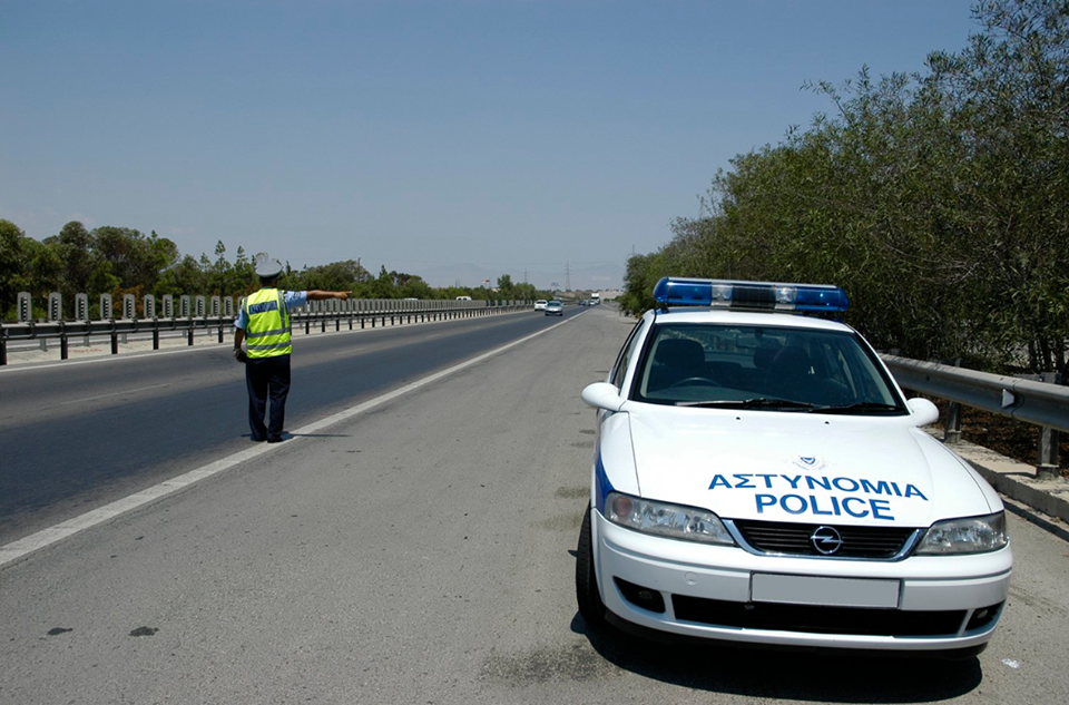&Tau;&rho;&omicron;&chi;&alpha;ί&omicron; &sigma;&tau;&omicron;&nu; &alpha;&upsilon;&tau;&omicron;&kappa;&iota;&nu;&eta;&tau;ό&delta;&rho;&omicron;&mu;&omicron; &sigma;&tau;&omicron; ύ&psi;&omicron;&sigmaf; &tau;&eta;&sigmaf; &Kappa;&omicron;&kappa;&kappa;&iota;&nu;&omicron;&tau;&rho;&iota;&mu;&iota;&theta;&iota;ά&sigmaf;-&Kappa;&lambda;&epsilon;&iota;&sigma;&tau;έ&sigmaf; 2 &lambda;&omega;&rho;ί&delta;&epsilon;&sigmaf;