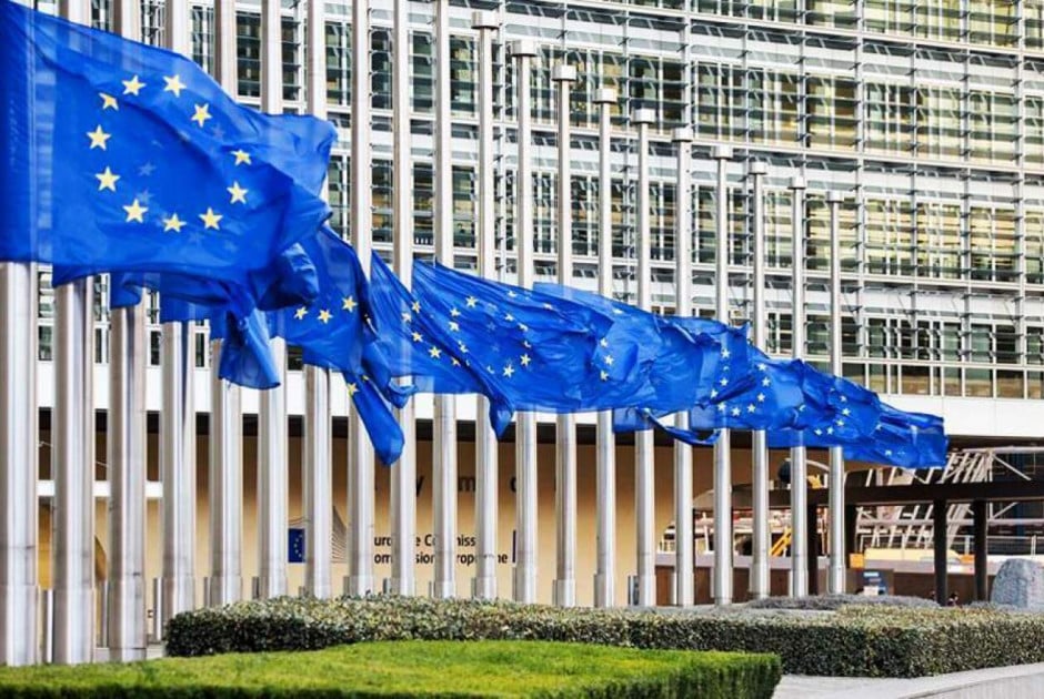 &Kappa;&upsilon;&pi;&rho;&iota;&alpha;&kappa;ή &Pi;&rho;&omicron;&epsilon;&delta;&rho;ί&alpha;: &Sigma;&upsilon;&mu;&phi;&omega;&nu;ί&alpha; &gamma;&iota;&alpha; &sigma;&upsilon;&nu;&tau;&omicron;&nu;&iota;&sigma;&mu;ό &kappa;&omicron;&iota;&nu;&omega;&nu;&iota;&kappa;ή&sigmaf; &alpha;&sigma;&phi;ά&lambda;&iota;&sigma;&eta;&sigmaf; &sigma;&epsilon; &Epsilon;&Epsilon;