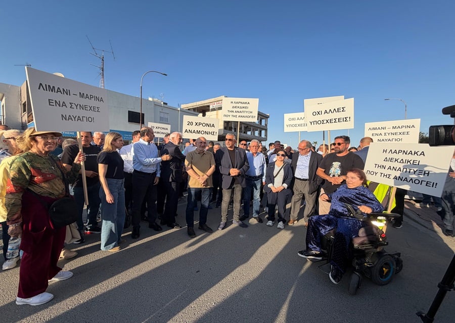 Ανάπτυξη λιμανιού και μαρίνας Λάρνακας απαίτησαν οι δημότες σε διαμαρτυρία