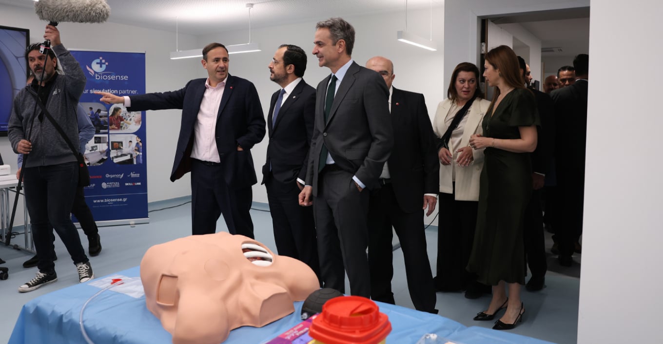 &Mu;&eta;&tau;&sigma;&omicron;&tau;ά&kappa;&eta;&sigmaf;-&Chi;&rho;&iota;&sigma;&tau;&omicron;&delta;&omicron;&upsilon;&lambda;ί&delta;&eta;&sigmaf; &epsilon;&gamma;&kappa;&alpha;&iota;&nu;&iota;ά&zeta;&omicron;&upsilon;&nu; &pi;&alpha;&rho;ά&rho;&tau;&eta;&mu;&alpha; &tau;&omicron;&upsilon; &Pi;&alpha;&nu;. &Lambda;&epsilon;&upsilon;&kappa;&omega;&sigma;ί&alpha;&sigmaf; &sigma;&tau;&eta;&nu; &Alpha;&theta;ή&nu;&alpha;