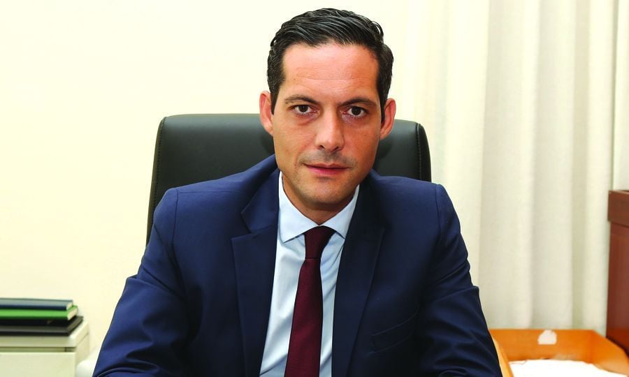 &Lambda;&epsilon;&tau;&upsilon;&mu;&pi;&iota;ώ&tau;&eta;&sigmaf;: &Eta; &alpha;&nu;ά&pi;&tau;&upsilon;&xi;&eta; &alpha;&rho;&chi;ί&zeta;&epsilon;&iota; &nu;&alpha; &phi;&tau;ά&nu;&epsilon;&iota; &sigma;&tau;&eta;&nu; &kappa;&omicron;&iota;&nu;&omega;&nu;ί&alpha;
