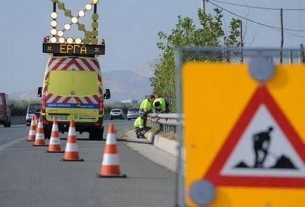 &Kappa;&upsilon;&kappa;&lambda;&omicron;&phi;&omicron;&rho;&iota;&alpha;&kappa;ό &kappa;&omicron;&mu;&phi;&omicron;ύ&zeta;&iota;&omicron; &sigma;&tau;&omicron;&nu; &alpha;&upsilon;&tau;/&delta;&rho;&omicron;&mu;&omicron; &ndash; &Pi;&alpha;&rho;&alpha;&mu;έ&nu;&omicron;&upsilon;&nu; &kappa;&lambda;&epsilon;&iota;&sigma;&tau;έ&sigmaf; &omicron;&iota; &lambda;&omega;&rho;ί&delta;&epsilon;&sigmaf;