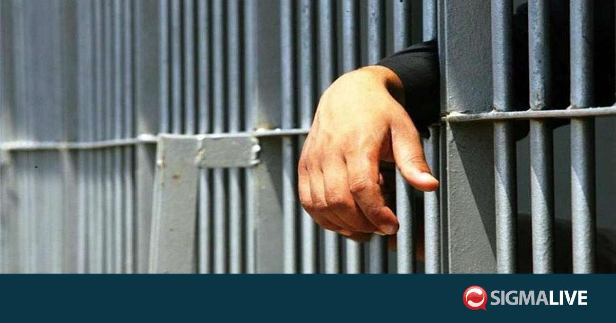 &Sigma;&tau;&eta; &phi;&upsilon;&lambda;&alpha;&kappa;ή &gamma;&iota;&alpha; 10 &chi;&rho;ό&nu;&iota;&alpha; &omicron; 23&chi;&rho;&omicron;&nu;&omicron;&sigmaf; &gamma;&iota;&alpha; &tau;&eta;&nu; &alpha;&pi;ό&pi;&epsilon;&iota;&rho;&alpha; &phi;ό&nu;&omicron;&upsilon; &sigma;&tau;&omicron; &Pi;&alpha;&rho;&alpha;&lambda;ί&mu;&nu;&iota;