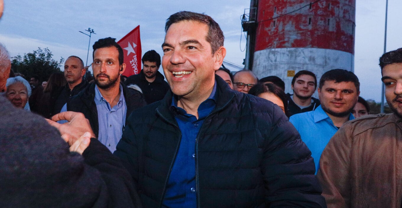 &Omicron; &Tau;&sigma;ί&pi;&rho;&alpha;&sigmaf; &alpha;&nu;&alpha;&kappa;&omicron;ί&nu;&omega;&sigma;&epsilon; &tau;&omicron; &mu;&alpha;&nu;&iota;&phi;έ&sigma;&tau;&omicron; &tau;&omicron;&upsilon; &kappa;ό&mu;&mu;&alpha;&tau;ό&sigmaf; &tau;&omicron;&upsilon; &alpha;&nu;ή&mu;&epsilon;&rho;&alpha; &Pi;&rho;&omega;&tau;&omicron;&mu;&alpha;&gamma;&iota;ά&sigmaf;