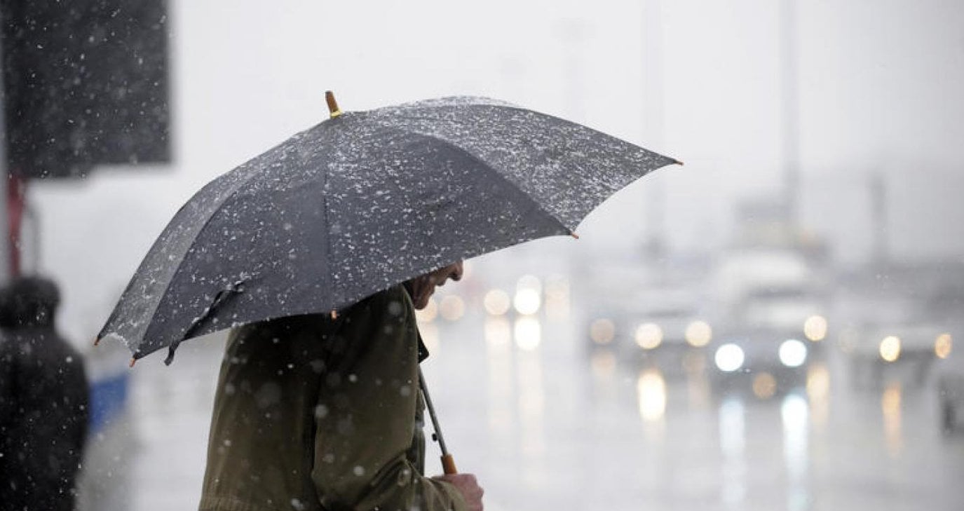 &Sigma;&upsilon;&nu;&nu;&epsilon;&phi;&iota;&alpha;&sigma;&mu;έ&nu;&omicron; &tau;&omicron; &sigma;&kappa;&eta;&nu;&iota;&kappa;ό &mu;&epsilon; &sigma;&kappa;ό&nu;&eta;, &beta;&rho;&omicron;&chi;έ&sigmaf; &kappa;&alpha;&iota; &kappa;&alpha;&tau;&alpha;&iota;&gamma;ί&delta;&epsilon;&sigmaf;- &Alpha;&nu;&alpha;&lambda;&upsilon;&tau;&iota;&kappa;ά &eta; &pi;&rho;ό&gamma;&nu;&omega;&sigma;&eta;
