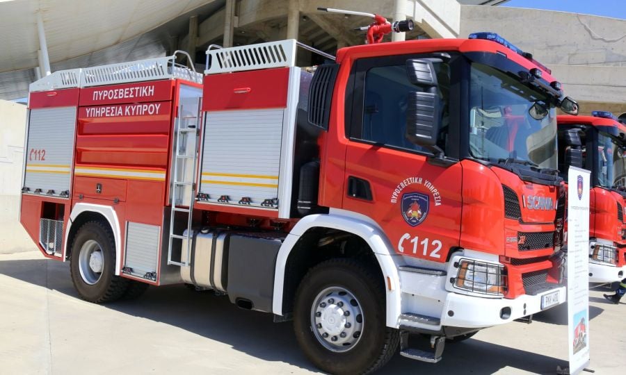 Έ&tau;&rho;&epsilon;&chi;&epsilon; &eta; &Pi;&upsilon;&rho;&omicron;&sigma;&beta;&epsilon;&sigma;&tau;&iota;&kappa;ή: &Phi;&omega;&tau;&iota;ά &sigma;&epsilon; &delta;&iota;&alpha;&mu;έ&rho;&iota;&sigma;&mu;&alpha; &sigma;&tau;&omicron; &Pi;&alpha;&rho;ά&lambda;&iota;&mu;&nu;&iota; - &Epsilon;&kappa;&tau;&epsilon;&tau;&alpha;&mu;έ&nu;&epsilon;&sigmaf; &zeta;&eta;&mu;&iota;έ&sigmaf;
