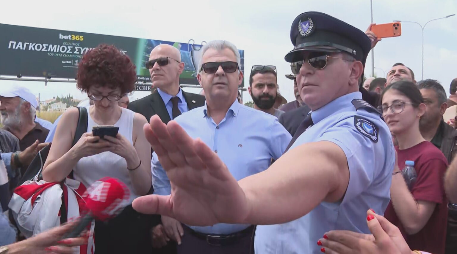 &Upsilon;&pi;&omicron;&psi;ή&phi;&iota;&omicron;&sigmaf; &Beta;&omicron;&upsilon;&lambda;&epsilon;&upsilon;&tau;ή&sigmaf; &omicron; 38&chi;&rho;&omicron;&nu;&omicron;&sigmaf; &pi;&omicron;&upsilon; &epsilon;&pi;&iota;&tau;έ&theta;&eta;&kappa;&epsilon; &sigma;&epsilon; &delta;&iota;&alpha;&iota;&tau;&eta;&tau;ή