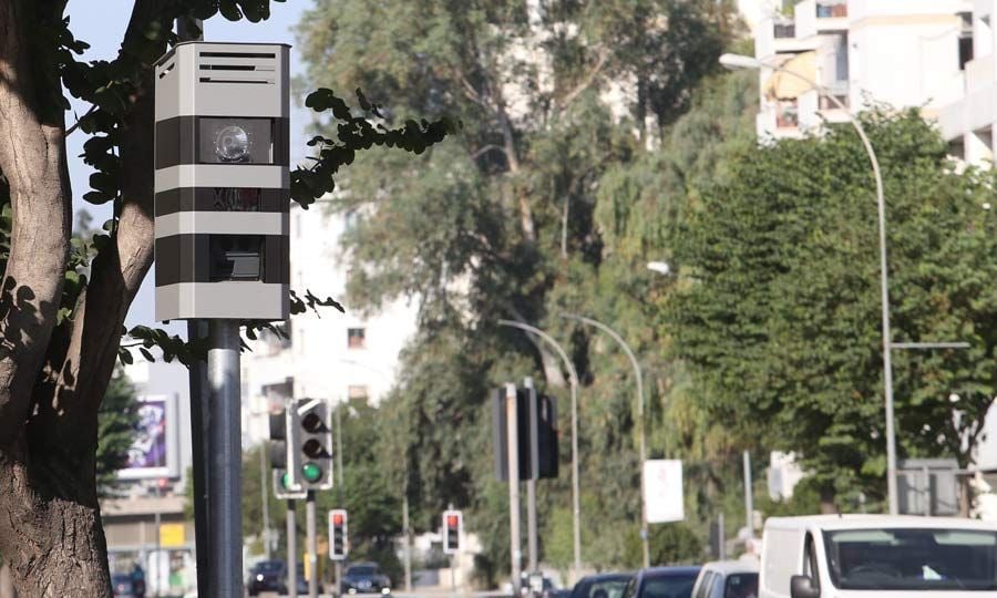 &Alpha;&sigma;&tau;&upsilon;&nu;&omicron;&mu;ί&alpha;: &Sigma;&tau;&alpha; &sigma;&eta;&mu;&epsilon;ί&alpha; ό&pi;&omicron;&upsilon; &upsilon;&pi;ά&rho;&chi;&omicron;&upsilon;&nu; &kappa;ά&mu;&epsilon;&rho;&epsilon;&sigmaf; &epsilon;&xi;&alpha;&lambda;&epsilon;ί&phi;&theta;&eta;&kappa;&alpha;&nu; &tau;&alpha; &theta;&alpha;&nu;&alpha;&tau;&eta;&phi;ό&rho;&alpha; &tau;&rho;&omicron;&chi;&alpha;ί&alpha;