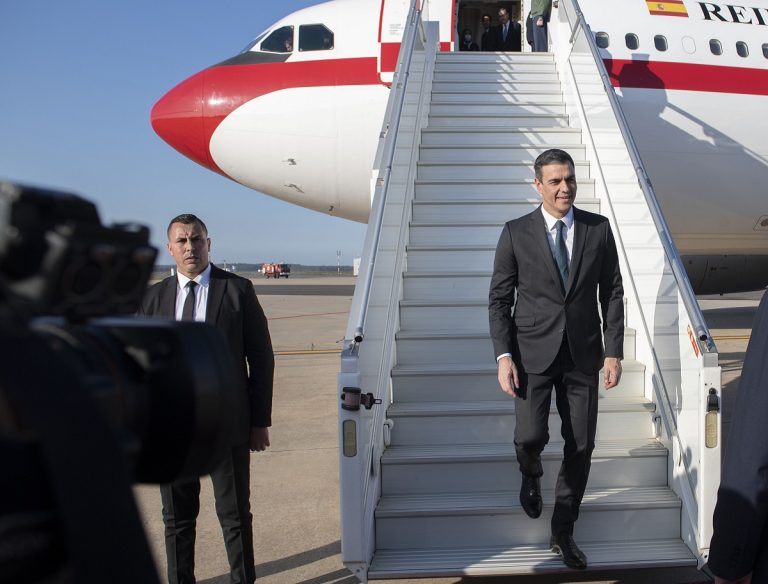 &Alpha;&nu;&alpha;&gamma;&kappa;&alpha;&sigma;&tau;&iota;&kappa;ή &pi;&rho;&omicron;&sigma;&gamma;&epsilon;ί&omega;&sigma;&eta; &sigma;&tau;&eta;&nu; &Alpha;&gamma;&kappa;&upsilon;&rho;&alpha; &tau;&omicron;&upsilon; &alpha;&epsilon;&rho;&omicron;&sigma;&kappa;ά&phi;&omicron;&upsilon;&sigmaf; &pi;&omicron;&upsilon; &mu;&epsilon;&tau;έ&phi;&epsilon;&rho;&epsilon; &tau;&omicron;&nu; &Sigma;ά&nu;&tau;&sigma;&epsilon;&theta;