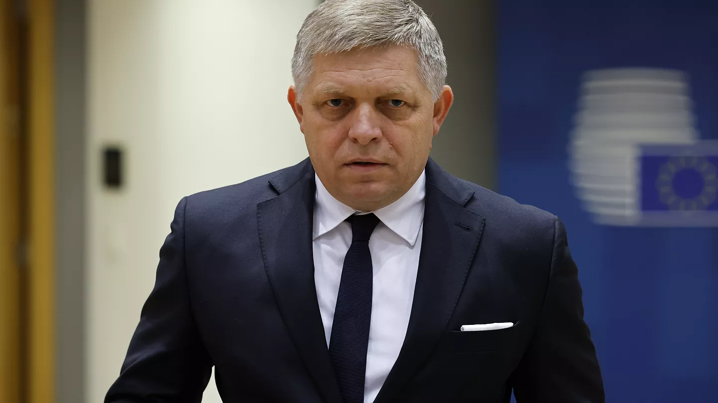 &Sigma;&lambda;&omicron;&beta;&alpha;&kappa;ί&alpha;: &Omicron; &Phi;ί&tau;&sigma;&omicron; &pi;ά&epsilon;&iota; &Mu;ό&sigma;&chi;&alpha;-&Delta;&epsilon;&nu; &theta;&alpha; &pi;&alpha;&rho;&alpha;&sigma;&tau;&epsilon;ί &sigma;&tau;&eta;&nu; &pi;&alpha;&rho;έ&lambda;&alpha;&sigma;&eta; &gamma;&iota;&alpha; &Eta;&mu;έ&rho;&alpha; &tau;&eta;&sigmaf; &Nu;ί&kappa;&eta;&sigmaf;