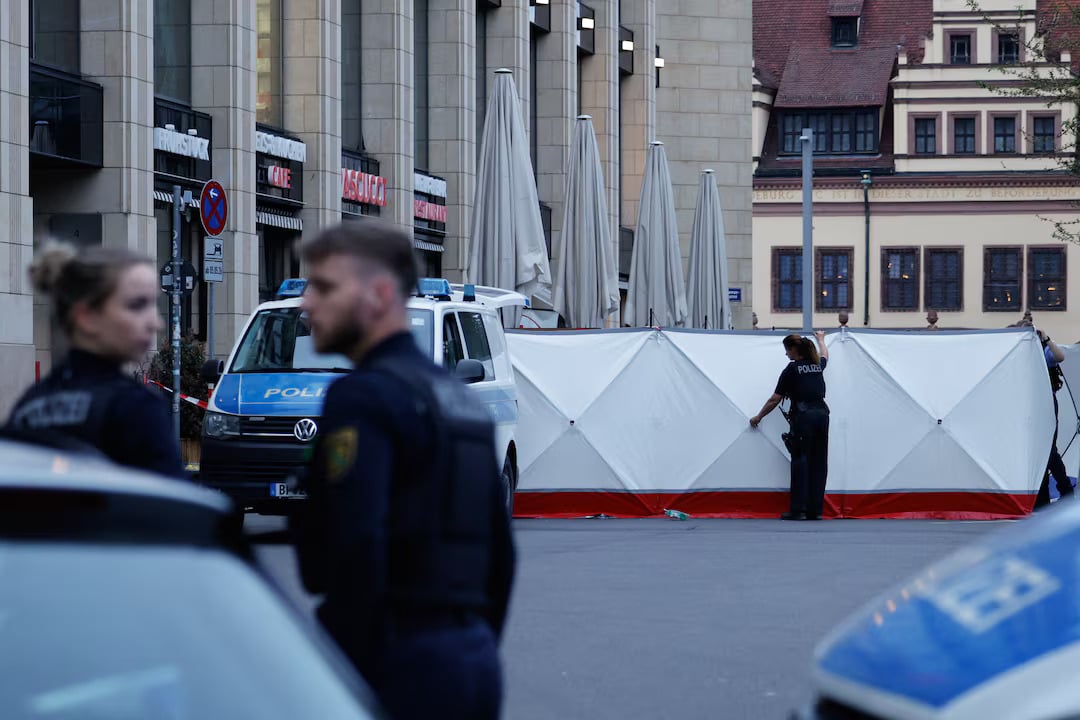 Περιστατικό με όχημα στη Γερμανία: Σε «κάτασταση αμοκ» η διαδρομή του δράστη