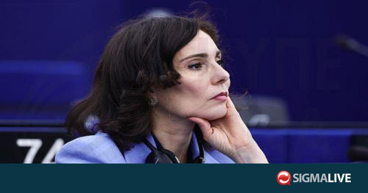 &Sigma;&tau;&eta;&nu; &Kappa;ύ&pi;&rho;&omicron; &eta; &Epsilon;&pi;ί&tau;&rho;&omicron;&pi;&omicron;&sigmaf; &Lambda;&alpha;&mu;&pi;ί&mu;&pi;-Έ&mu;&phi;&alpha;&sigma;&eta; &sigma;&epsilon; &epsilon;&tau;&omicron;&iota;&mu;ό&tau;&eta;&tau;&alpha; &gamma;&iota;&alpha; &pi;&upsilon;&rho;&kappa;&alpha;&gamma;&iota;έ&sigmaf;