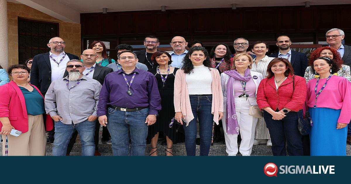 &Alpha;&nu;&delta;&rho;&omicron;&mu;ά&chi;&eta; &Sigma;&omicron;&phi;&omicron;&kappa;&lambda;έ&omicron;&upsilon;&sigmaf;: &Tau;&omicron; &Beta;&Omicron;&Lambda;&Tau; &theta;&alpha; &epsilon;ί&nu;&alpha;&iota; &sigma;&tau;&eta; &Beta;&omicron;&upsilon;&lambda;ή