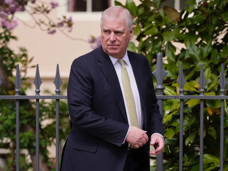 &Beta;&rho;&epsilon;&tau;&alpha;&nu;ί&alpha;: &Sigma;&upsilon;&nu;&epsilon;&lambda;ή&phi;&theta;&eta; ά&nu;&delta;&rho;&alpha;&sigmaf; &pi;&omicron;&upsilon; &phi;έ&rho;&epsilon;&tau;&alpha;&iota; &nu;&alpha; &alpha;&pi;&epsilon;ί&lambda;&eta;&sigma;&epsilon; &tau;&omicron;&nu; &pi;&rho;ώ&eta;&nu; &pi;&rho;ί&gamma;&kappa;&iota;&pi;&alpha; Ά&nu;&tau;&rho;&iota;&omicron;&upsilon;