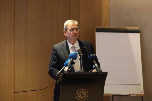 &Upsilon;&pi;. &Epsilon;&rho;&gamma;&alpha;&sigma;ί&alpha;&sigmaf;: &Eta; &kappa;&omicron;&iota;&nu;&omega;&nu;&iota;&kappa;ή &delta;&iota;&kappa;&alpha;&iota;&omicron;&sigma;ύ&nu;&eta; &sigma;&tau;&omicron;&nu; &pi;&upsilon;&rho;ή&nu;&alpha; &tau;&eta;&sigmaf; &Kappa;&upsilon;&pi;&rho;&iota;&alpha;&kappa;ή&sigmaf; &Pi;&rho;&omicron;&epsilon;&delta;&rho;ί&alpha;&sigmaf;