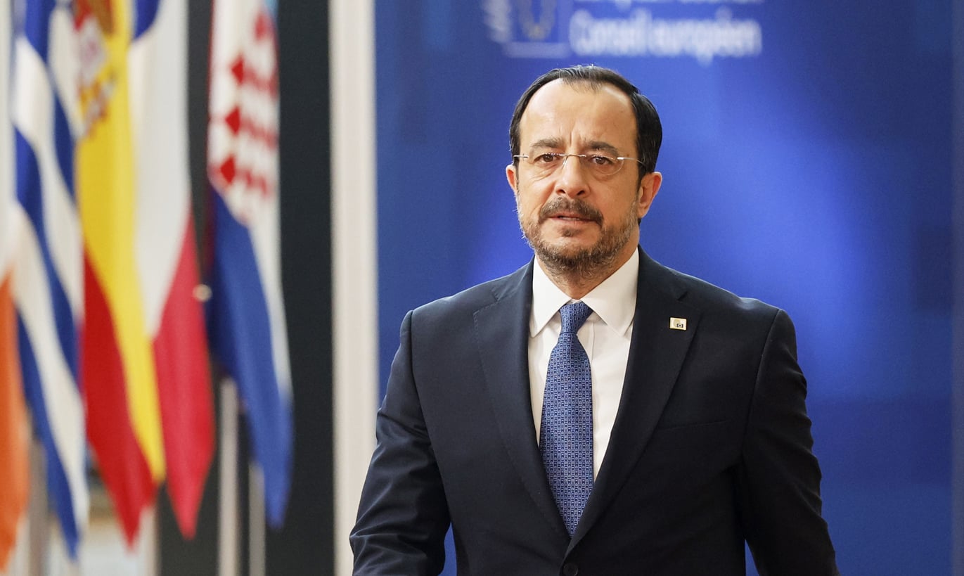 &Pi;&epsilon;&rho;&iota;&phi;&epsilon;&rho;&epsilon;&iota;&alpha;&kappa;έ&sigmaf; &epsilon;&xi;&epsilon;&lambda;ί&xi;&epsilon;&iota;&sigmaf; &kappa;&alpha;&iota; &Kappa;&upsilon;&pi;&rho;&iota;&alpha;&kappa;ό &sigma;&tau;&iota;&sigmaf; &sigma;&upsilon;&nu;&omicron;&mu;&iota;&lambda;ί&epsilon;&sigmaf; &Pi;&tau;&Delta; &sigma;&tau;&eta; &Mu;&omicron;&lambda;&delta;&alpha;&beta;ί&alpha;