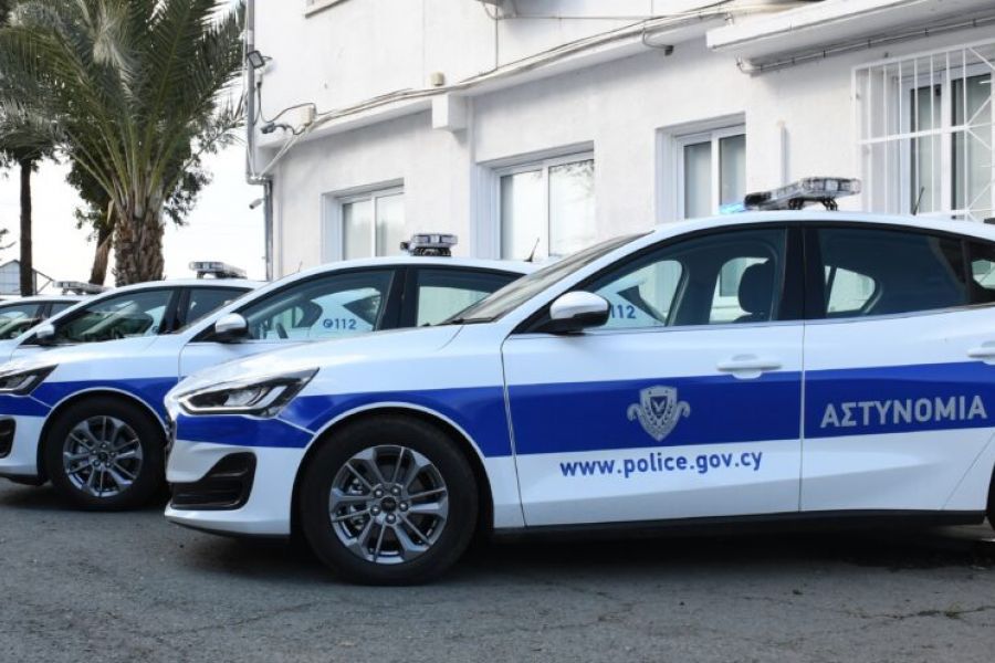 ΦΩΤΟ: Αυτούς ψάχνει η Αστυνομία για τα επεισόδια στον αγώνα φούτσαλ ΑΕΛ-ΑΠΟΕΛ