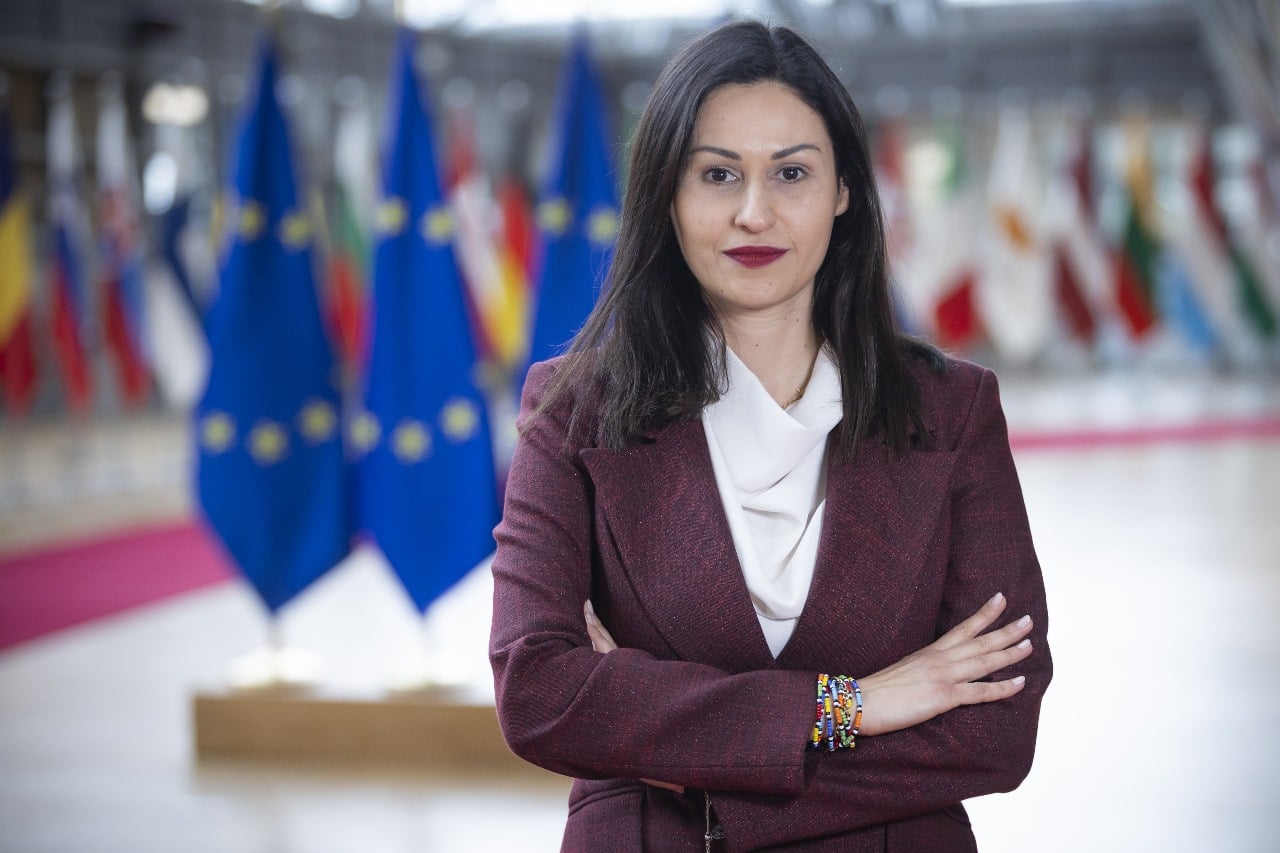 Παναγιώτου: Η πατρίδα δικαιώνεται όταν κρατά την αξιοπρέπεια της