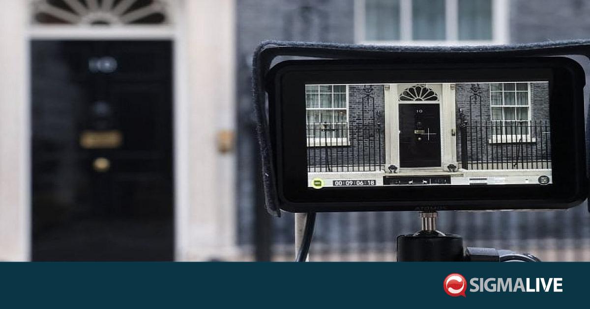 &Beta;&rho;&epsilon;&tau;&alpha;&nu;ί&alpha;: &Tau;&rho;ί&tau;&eta; &pi;&alpha;&rho;&alpha;ί&tau;&eta;&sigma;&eta; &upsilon;&phi;&upsilon;&pi;&omicron;&upsilon;&rho;&gamma;&omicron;ύ &tau;&eta;&sigmaf; &kappa;&upsilon;&beta;έ&rho;&nu;&eta;&sigma;&eta;&sigmaf; &sigma;&epsilon; &mu;ί&alpha; &mu;έ&rho;&alpha;