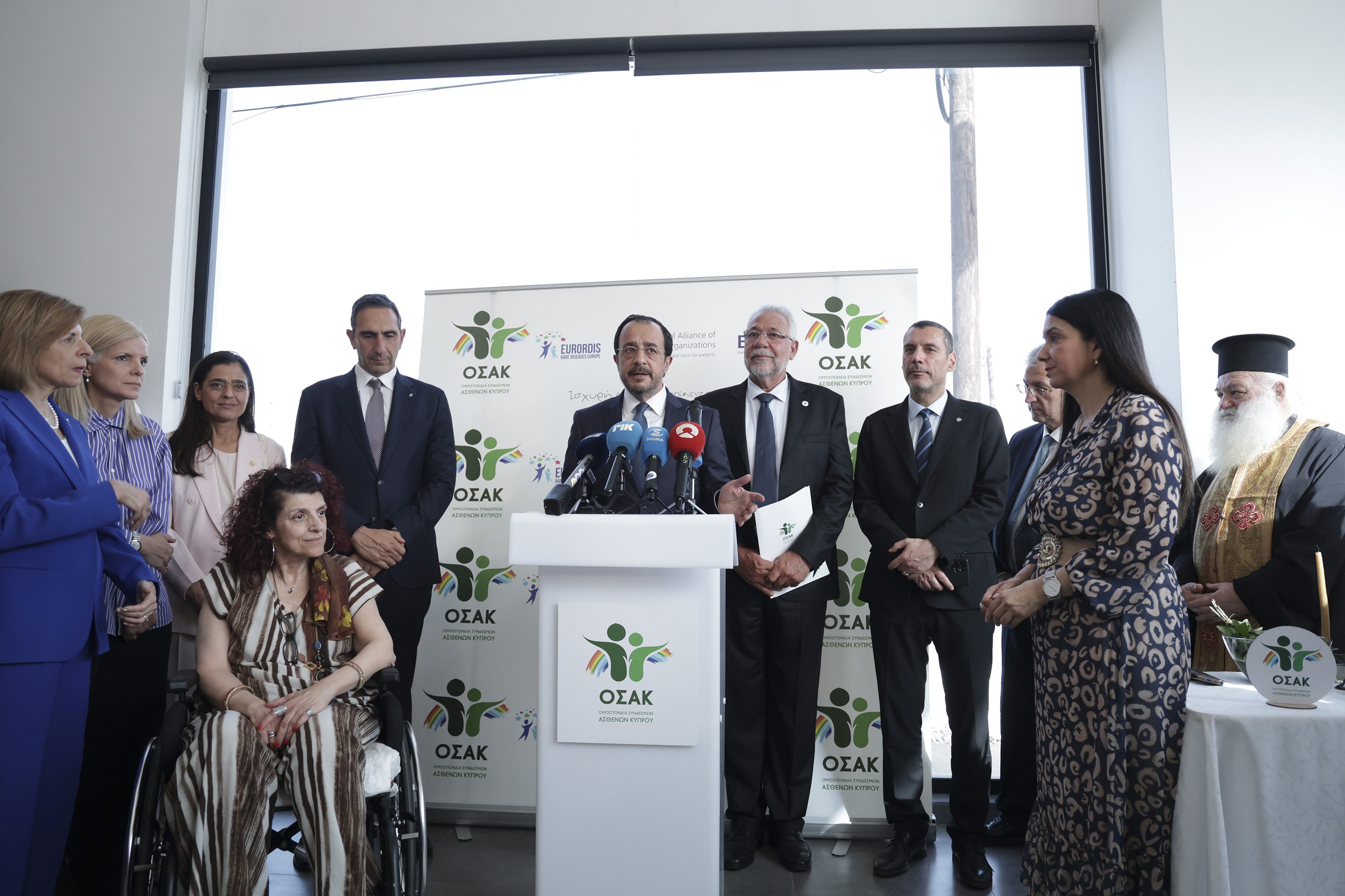 &Chi;&rho;&iota;&sigma;&tau;&omicron;&delta;&omicron;&upsilon;&lambda;ί&delta;&eta;&sigmaf;: &Tau;&omicron; ό&rho;&alpha;&mu;&alpha; &tau;&eta;&sigmaf; &Omicron;&Sigma;&Alpha;&Kappa; &tau;&alpha;&upsilon;&tau;ί&zeta;&epsilon;&tau;&alpha;&iota; &mu;&epsilon; &epsilon;&kappa;&epsilon;ί&nu;&omicron; &tau;&eta;&sigmaf; &kappa;&upsilon;&beta;έ&rho;&nu;&eta;&sigma;&eta;&sigmaf;