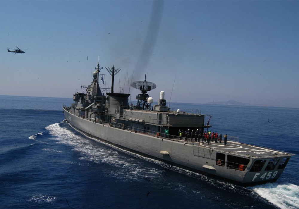 &Tau;&omicron;&upsilon;&rho;&kappa;&iota;&kappa;ή &pi;&rho;ό&kappa;&lambda;&eta;&sigma;&eta; &sigma;&epsilon; &pi;&lambda;&omicron;ί&omicron; &kappa;&alpha;&lambda;&omega;&delta;ί&omicron;&upsilon; &mu;&epsilon;&tau;&alpha;&xi;ύ &Kappa;&omega;-&Alpha;&sigma;&tau;&upsilon;&pi;ά&lambda;&alpha;&iota;&alpha;&sigmaf;