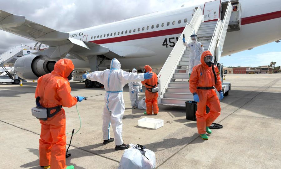 &Chi;&alpha;&nu;&tau;&alpha;ϊό&sigmaf;: &Alpha;&rho;&nu;&eta;&tau;&iota;&kappa;ά &tau;&alpha; &tau;&epsilon;&sigma;&tau; 22 &Gamma;ά&lambda;&lambda;&omega;&nu; &pi;&omicron;&upsilon; ή&rho;&theta;&alpha;&nu; &sigma;&epsilon; &epsilon;&pi;&alpha;&phi;ή &mu;&epsilon; &Omicron;&lambda;&lambda;&alpha;&nu;&delta;ή &epsilon;&pi;&iota;&beta;ά&tau;&iota;&delta;&alpha;