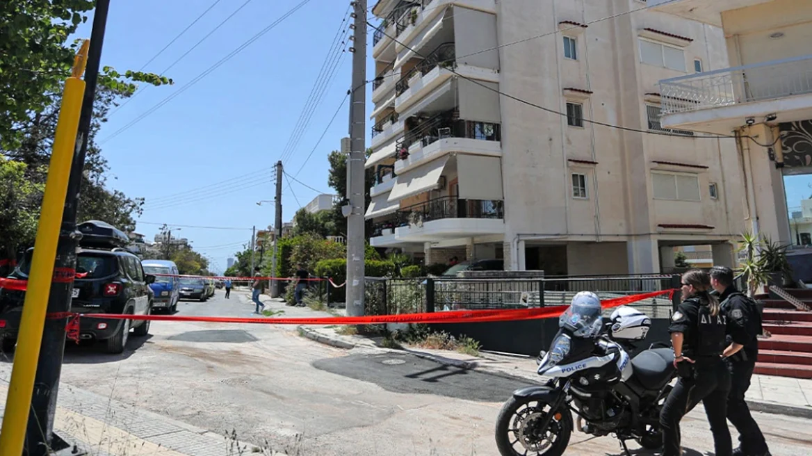 &Eta;&lambda;&iota;&omicron;ύ&pi;&omicron;&lambda;&eta;: &laquo;Έ&phi;&upsilon;&gamma;&epsilon;&raquo; &kappa;&alpha;&iota; &eta; &delta;&epsilon;ύ&tau;&epsilon;&rho;&eta; 17&chi;&rho;&omicron;&nu;&eta; &mu;&alpha;&theta;ή&tau;&rho;&iota;&alpha; &pi;&omicron;&upsilon; έ&pi;&epsilon;&sigma;&epsilon; &alpha;&pi;ό &pi;&omicron;&lambda;&upsilon;&kappa;&alpha;&tau;&omicron;&iota;&kappa;ί&alpha;