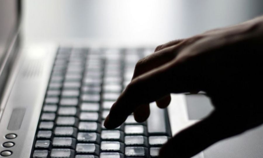 &Kappa;ύ&pi;&rho;&omicron;&sigmaf;: &Sigma;&chi;&epsilon;&delta;ό&nu; &tau;έ&sigma;&sigma;&epsilon;&rho;&iota;&sigmaf; &sigma;&tau;&omicron;&upsilon;&sigmaf; &delta;έ&kappa;&alpha; &chi;&rho;ή&sigma;&tau;&epsilon;&sigmaf; &epsilon;ί&delta;&alpha;&nu; &epsilon;&chi;&theta;&rho;&iota;&kappa;ά &delta;&iota;&alpha;&delta;&iota;&kappa;&tau;&upsilon;&alpha;&kappa;ά &mu;&eta;&nu;ύ&mu;&alpha;&tau;&alpha;